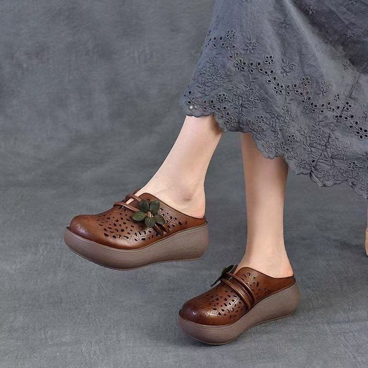 🌸【35-40】Papuci de vară noi retro din piele moale cu talpă groasă, model 2025