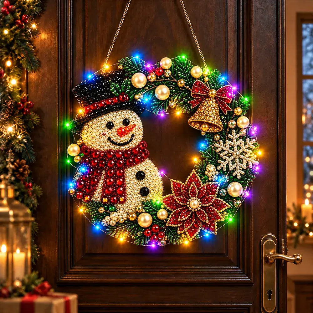 🎄 Coroniță DIY de Crăciun cu Diamante, Perle și Lumini LED! Placă Acrilică Rezistentă · 9 Modele Festive · Decor Perfect pentru Uși, Pereți și Fereastră · Cadou Creat cu Suflet!