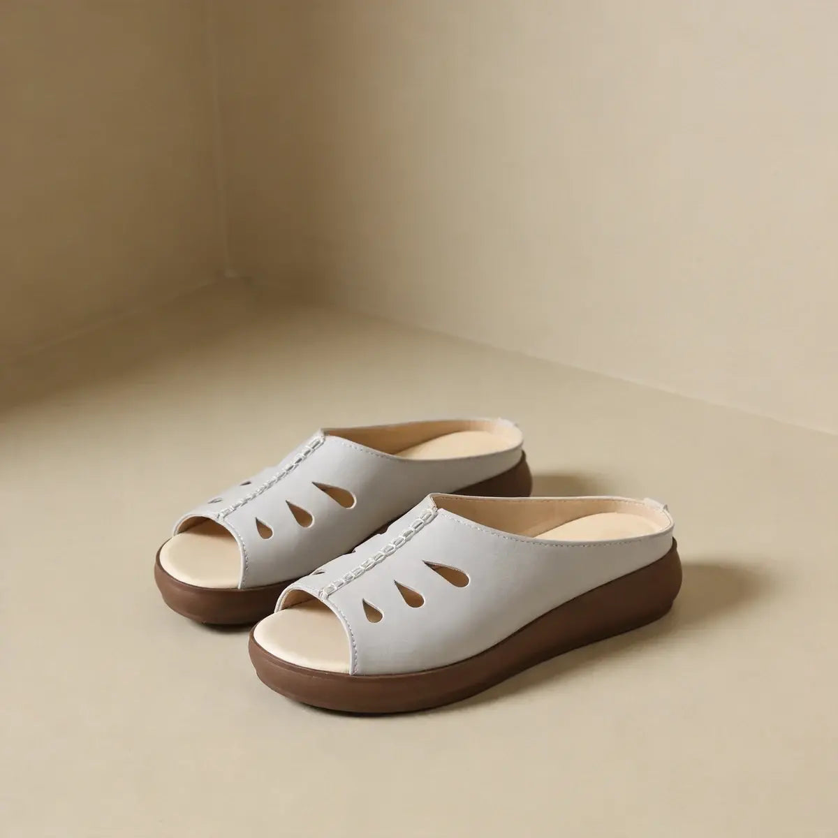👠【35–41】Pantofi de damă eleganți și stilați, cu talpă moale.