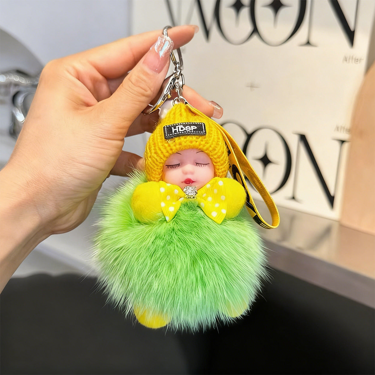 😴🧸🚗Compra 1 y llévate 1 gratis🔥Colgante de coche muñeca dormida, llavero de peluche y dibujo animado