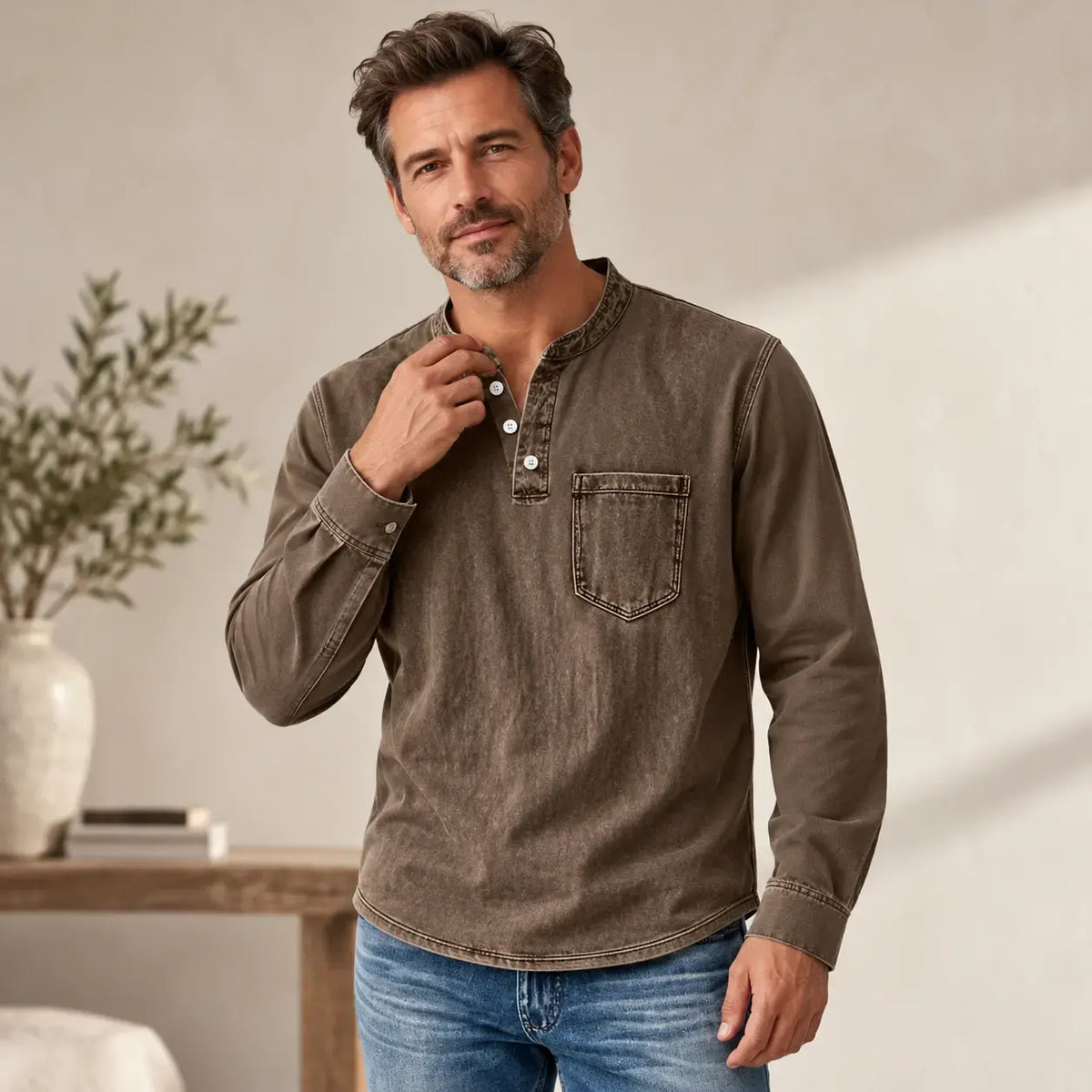Cămașă din denim pentru bărbați, cu mâneci lungi, decolteu în V și buzunar