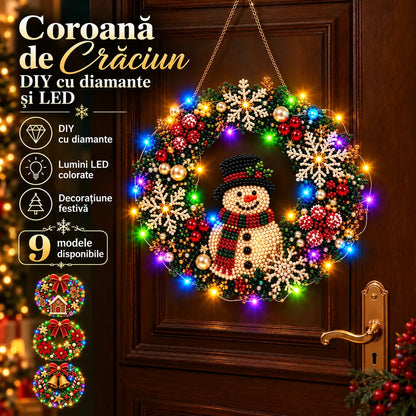 🎄 Coroniță DIY de Crăciun cu Diamante, Perle și Lumini LED! Placă Acrilică Rezistentă · 9 Modele Festive · Decor Perfect pentru Uși, Pereți și Fereastră · Cadou Creat cu Suflet!