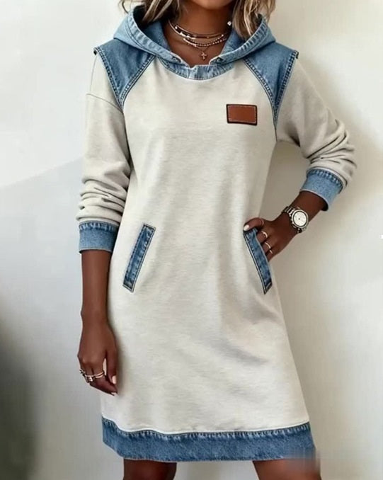 🔥🌷🌞 Noutate de iarnă: Rochie modernă din denim, cu glugă și design patchwork