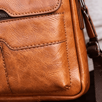 🔥Нова промоция 50% отстъпка 👜 Модерна и ежедневна кожена чанта за мъже, голям капацитет