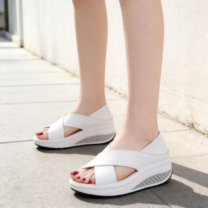 [Mărimi 35-40] Sandale noi de damă, casual (2026), talpă groasă, aerisite, vârf deschis.