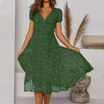 🌈👗 Reducere 50%🔥【40-100kg】Rochie cu mânecă scurtă, decolteu în V și model floral cu buline, mărimi mari