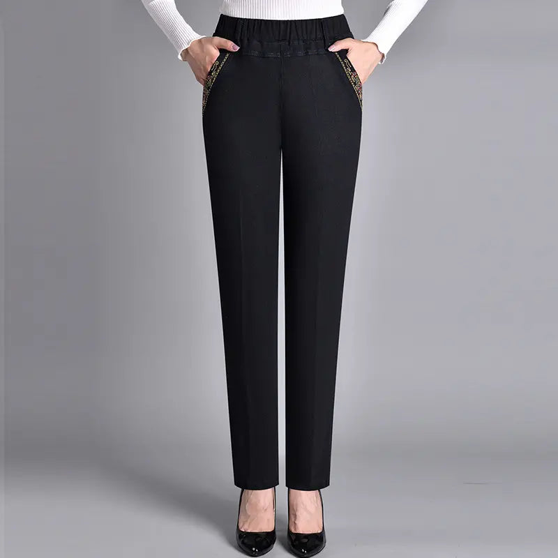 👖【L-5XL】Blugi de vară pentru femei, cu elasticitate înaltă, respirabili și confortabili, croială flatantă, ușor de combinat.