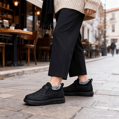 🔥【Αγοράσε 1, πάρε 1 δωρεάν】👢【36-41 έξινα】νέο μοντέλο ποδιάρια χειμώνα 2025 για γυναίκες, με υποστρωση από αδιάβροχο βαμβάκι + θερμό με πυξίδα ενισχυμένης πάχυνσης, πίσω επίπεδη και αντιολισθητική