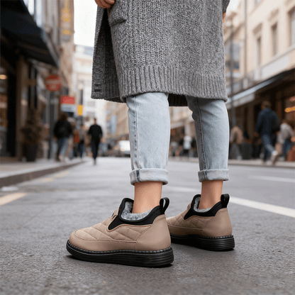 🔥【Αγοράσε 1, πάρε 1 δωρεάν】👢【36-41 έξινα】νέο μοντέλο ποδιάρια χειμώνα 2025 για γυναίκες, με υποστρωση από αδιάβροχο βαμβάκι + θερμό με πυξίδα ενισχυμένης πάχυνσης, πίσω επίπεδη και αντιολισθητική