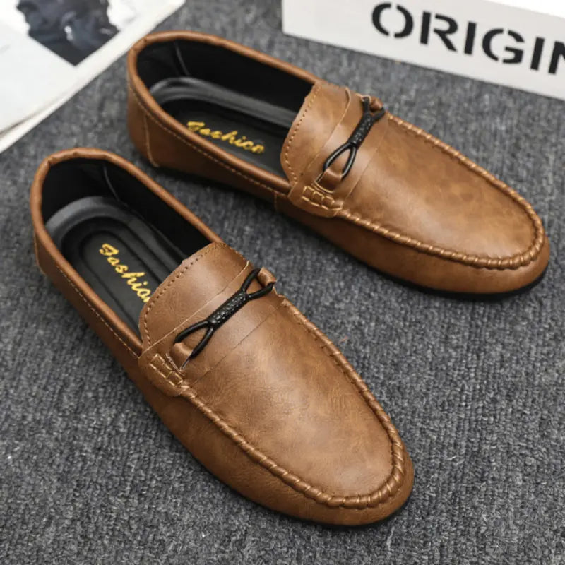 🔥🔥🥿 Pantofi casual din piele, cu profil jos, pentru bărbați – versatili și respirabili, prevăzuți cu tălpi moi, antiderapante.