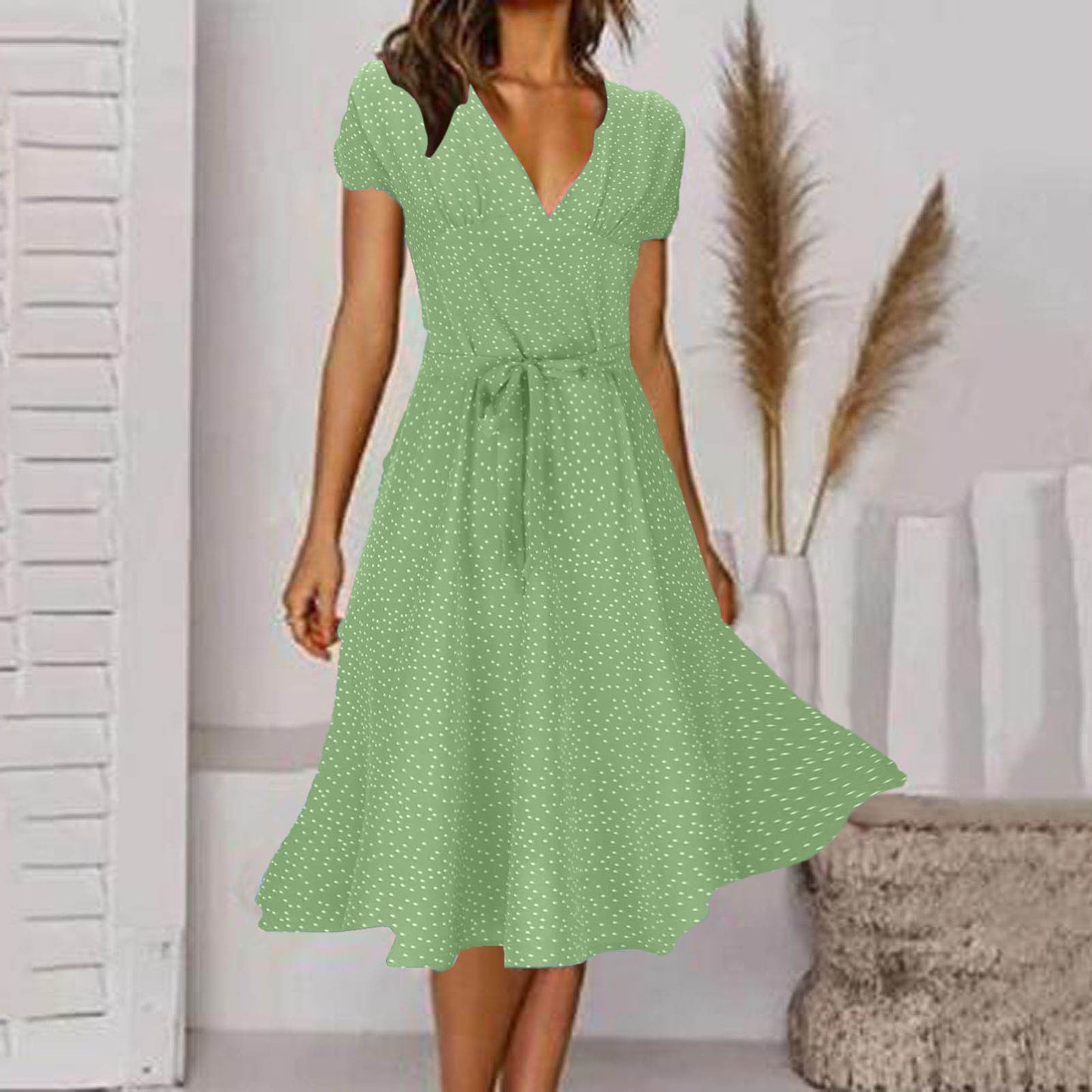 🌈👗 Reducere 50%🔥【40-100kg】Rochie cu mânecă scurtă, decolteu în V și model floral cu buline, mărimi mari
