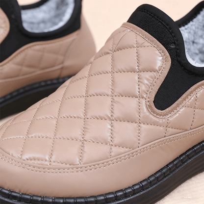 🔥【Αγοράσε 1, πάρε 1 δωρεάν】👢【36-41 έξινα】νέο μοντέλο ποδιάρια χειμώνα 2025 για γυναίκες, με υποστρωση από αδιάβροχο βαμβάκι + θερμό με πυξίδα ενισχυμένης πάχυνσης, πίσω επίπεδη και αντιολισθητική