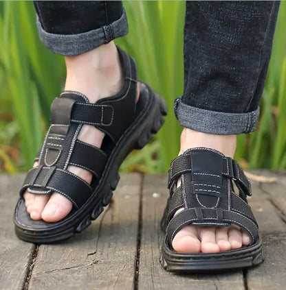 👞【Ofertă limitată】【38~44】Sandale de plajă antiderapante din piele moale, lucrate manual, pentru bărbați