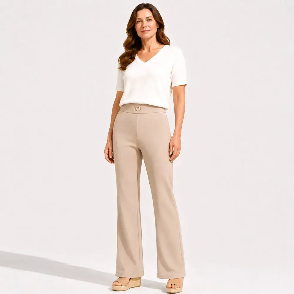👖 Pantaloni de damă cu talie înaltă – pantaloni evazați eleganți, confecționați din material elastic pentru o purtare confortabilă. Croiala modernă alungește vizual picioarele și se potrivește cu orice ținută. ✨
